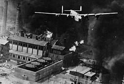 Operace Pike – britsko-francouzské bombardování sovětských ropných polí mělo zastavit Hitlerovu cestu Evropou