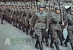 Wehrmacht v barvě