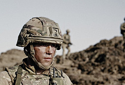 Britové lákají do armády novým skvěle pojatým náborovým videem