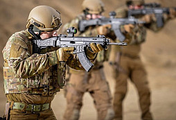 Česká zbrojovka vyjednává odkoupení amerického výrobce zbraní Colt