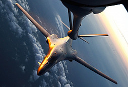 První strategické bombardéry B-1B Lancer putují na hřbitov letadel