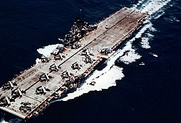 Letadlové lodě třídy Essex rozhodly válku v Tichomoří – odolaly i útokům kamikaze