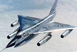 Convair B-58 Hustler: první operačně nasazený bombardér, který dosáhl rychlosti Mach 2