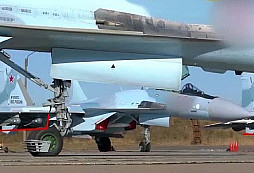 Ruské letectvo používá nové klouzavé pumy UPAB-1500B