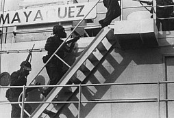 Incident lodi Mayaguez: Záchranná operace, při níž zahynulo více než 40 Američanů