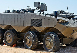 Izraelská armáda posiluje obranu novými obrněnými transportéry Eitan 8x8