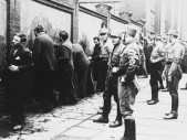 Rozstřílený, mučený, nezlomený. Příběh Josefa Mašína vás dostane do kolen