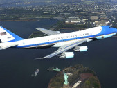 Příští Air Force One z Kataru? Trump chce přijmout darem Boeing 747, podle expertů bezpečnostní hrozba