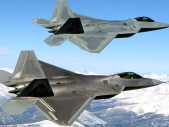 Budoucnost vzdušného boje: F-22 Raptor bude velet dronům CCA