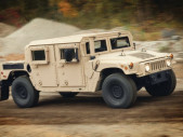 Legendární HMMWV dostává novou šanci: Americká armáda pokračuje v investicích do osvědčených vozidel