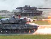 Typy frontových jednotek v armádách NATO: Od praporů po divize v různých členských státech