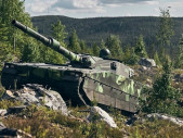 Švédský výrobce lehkých tanků CV90120 oznámil novou verzi s posílenou výzbrojí