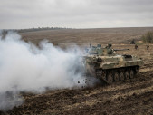 Video: Takto vypadal útok ruského BMP-2 na Ukrajině. Po výsadku přišel rychlý ústup pod kouřem