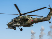 Nové video z fronty budí pozornost: vrtulník Mi-28 útočí na cíle v Charkovské oblasti