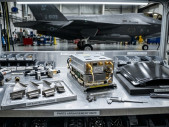 Utajované díly F-35 zmizely v Hongkongu. Pentagon řeší noční můru