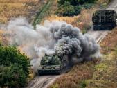 Video: Dva ukrajinské tanky vjely Rusům do zad. Pak se stalo něco, co FPV drony nečekaly