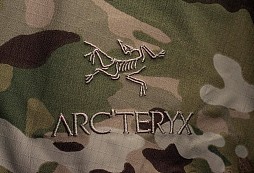 Špičková výstroj od firmy Arc'teryx konečně v České republice
