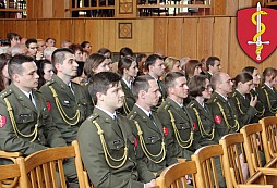 Slavnostní vyřazení absolventů Fakulty vojenského zdravotnictví Univerzity obrany Hradec Králové