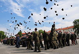 Slavnostní vyřazení vojenských absolventů Univerzity obrany