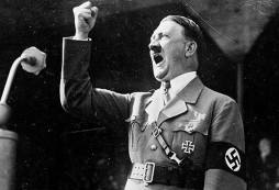 Poslechněte si "opravdový" hlas Adolfa Hitlera, který byste nečekali