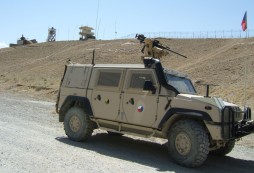 Další smutný den pro AČR: po útoku na vozidlo naší jednotky v Afghánistánu padl český voják a další dva byli zraněni