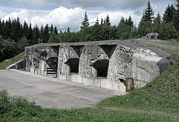 ČS pohraniční opevnění 1935-38 - Důmyslný obranný systém lehkých a těžkých objektů, který měl zastavit Hitlera