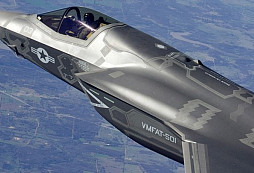 Technologická lahůdka – zcela kolmý start amerického bojového letounu F-35B Lightning II