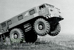 ZIL 167 - Sibiřský drak