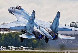 V Rusku se uskutečnilo cvičení na nejnovějších verzích stíhacího letounu Su-35S