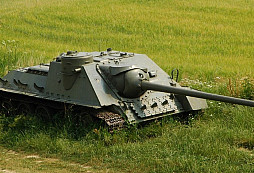 Legendární sovětské samohybné dělo SU-100 je silně spjaté s Českou republikou