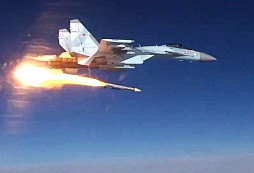 Ruské řízené střely R-37M na letounech Suchoj