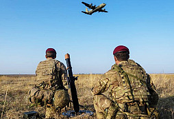 Joint Endeavour 2020: Britští výsadkáři seskočili na Ukrajině