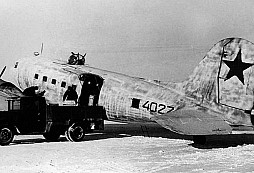 Lisunov Li-2: Americký tahoun sovětských vojsk