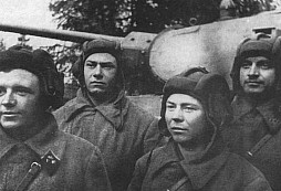 Sovětský Wittmann se na svou kořist vrhal jako tygr z úkrytu – zničil 52 německých tanků