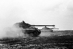 Když nemáš pořádné dělo, vraž tam celý tank – neortodoxní irská taktika a konec jednoho Königstigera