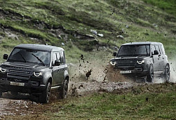 Jediný speciální bondovský Land Rover Defender v Česku se bude dražit 20. prosince