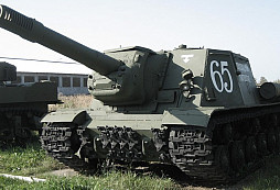 Ničitel šelem: Mocné samohybné dělo ISU-152 sloužilo až do 90. let