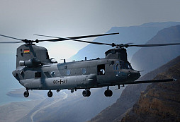 Německo plánuje nakoupit vrtulníky Chinook za miliardy eur