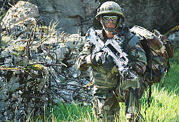 FAMAS a HK416: ikonická útočná puška francouzské armády a její nástupce