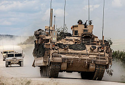 Americká armáda již brzy začne nahrazovat obrněné transportéry M113 novým typem AMPV