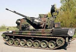 Rheinmetall vyrobí 300 tisíc 35mm nábojů pro protiletadlové tanky Gepard nasazené na Ukrajině