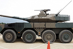 Japonsko přezbrojuje. Představilo obrněné vozidlo Typ 16 MCV 8x8 se 105mm kanónem