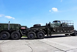 MAZ-537: sovětský gigant, který utáhne až 50 tun