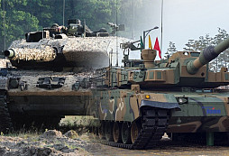 Leopard 2 vs. Black Panther. Dokážou se německé kočky udržet na trhu? 