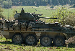 Bulharsko pokračuje v modernizaci své armády. USA schválily prodej obrněných vozidel Stryker 8x8