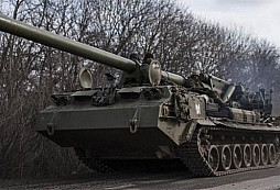 USA chtějí od Řecka koupit dělostřeleckou munici pro Ukrajinu