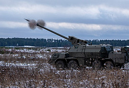 Šestnáct slovenských 155mm houfnic Zuzana 2 již řádí na Ukrajině