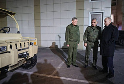 Proč Rusko pro své vojáky místo obrněnců nakupuje čínské terénní „golfové vozíky“?