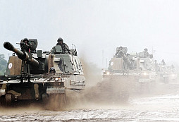 Jihokorejské houfnice K9 a tanky K2 opět na scéně. Kromě Polska o ně má zájem také Rumunsko