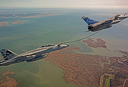 Šok na obloze: Rafale Marine se stává létající benzínkou pro Super Hornety US Navy